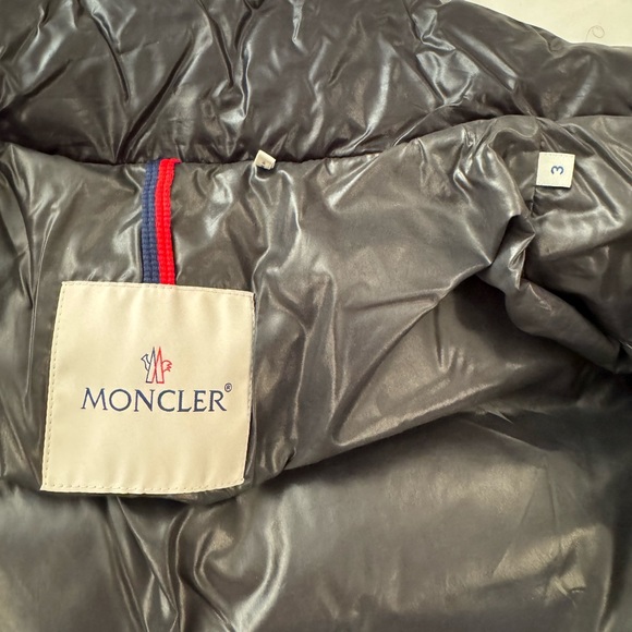 LIKE NEW - Moncler Men's Maya Short Down Jacket Size 3 (Large) Black - Picture 4 of 5